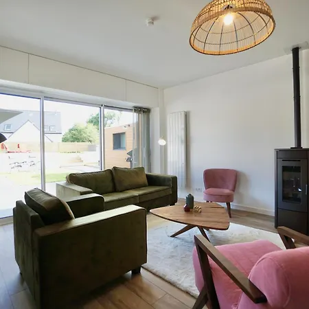 Sophie - 500m De La - Jacuzzi Apartment